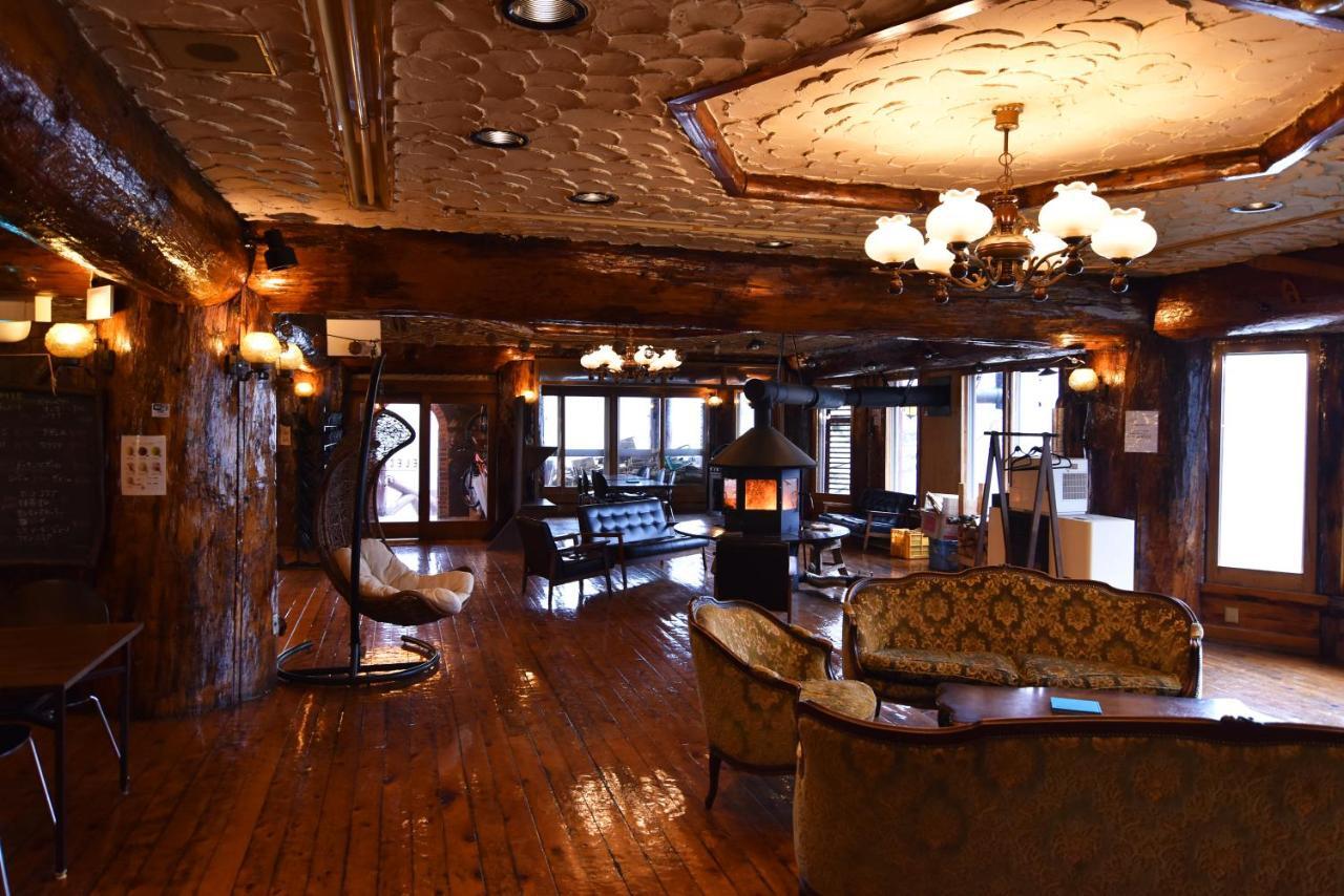 Forest Sangoro Lodge